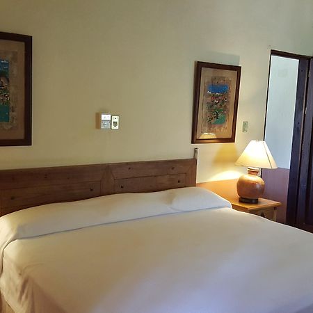 Bungalows Santa Cruz ปูแอร์โตเอสกอนดิโด ภายนอก รูปภาพ